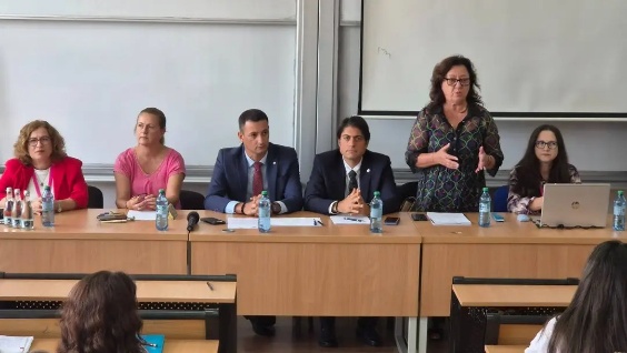 Seminar Avocati